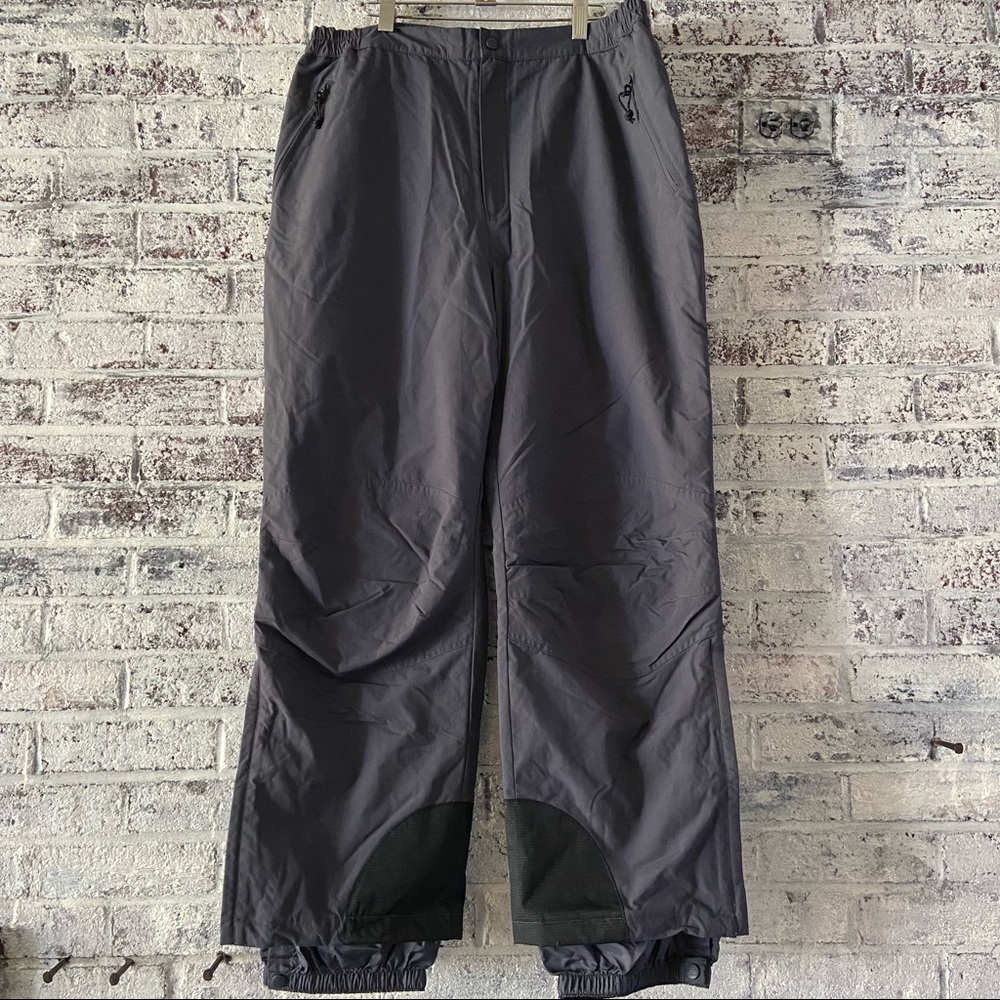 Women’s LL Bean snow pants/snowboard pants